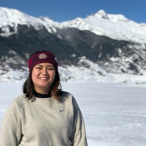 Meet your Posher, Laura